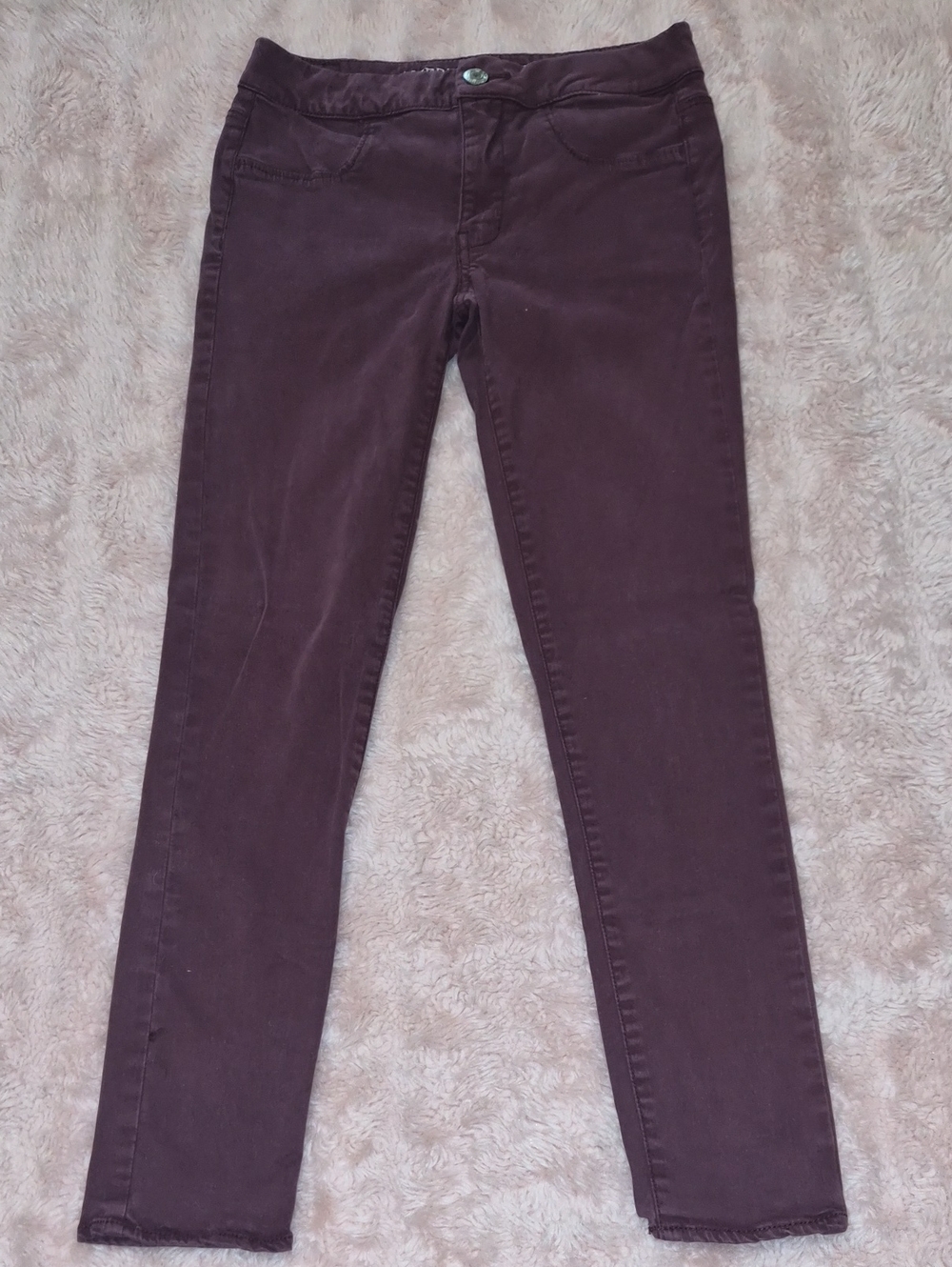 American Eagle Outfitters Women’s Skinny Jeans in Deep Plum
